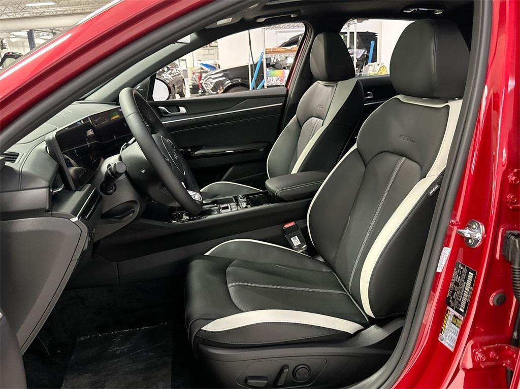 new 2025 Kia K5 car, priced at $30,843