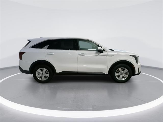 new 2025 Kia Sorento car, priced at $30,040