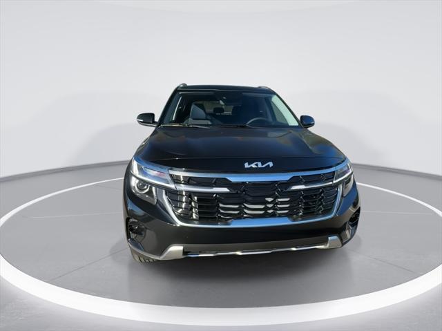 new 2025 Kia Seltos car, priced at $26,552