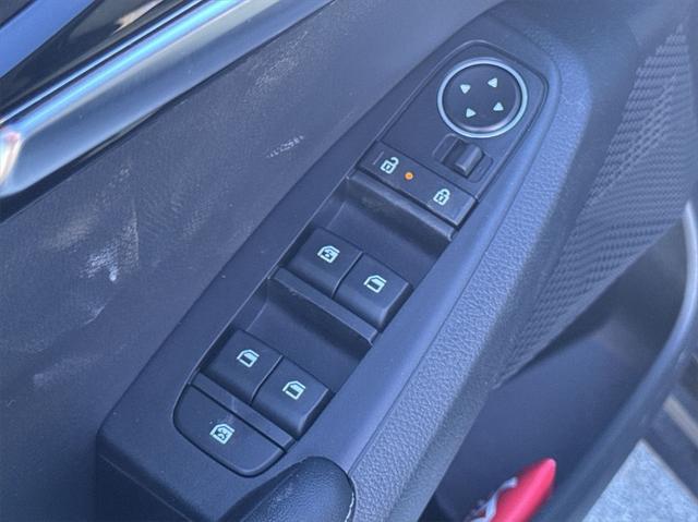 new 2025 Kia Seltos car, priced at $28,248