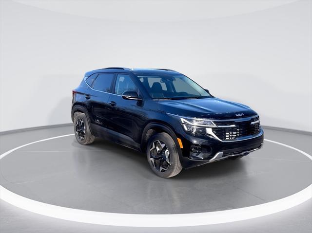 new 2025 Kia Seltos car, priced at $28,248