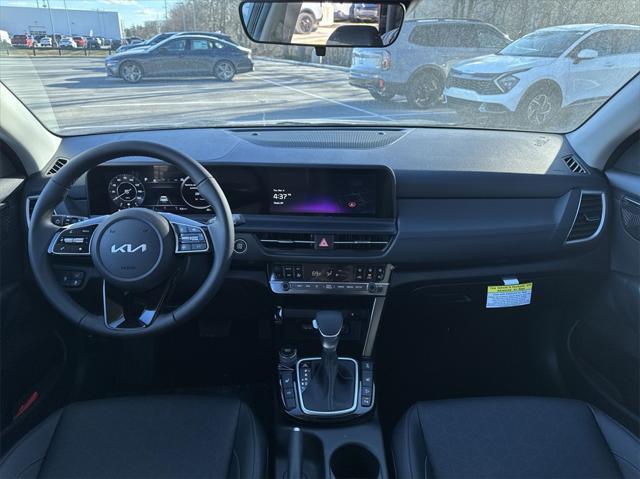 new 2025 Kia Seltos car, priced at $28,248