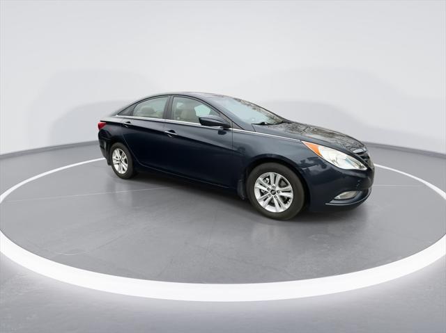 used 2013 Hyundai Sonata car, priced at $7,250