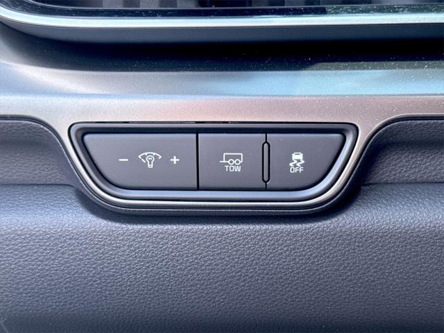 new 2026 Kia Carnival Hybrid car, priced at $49,746