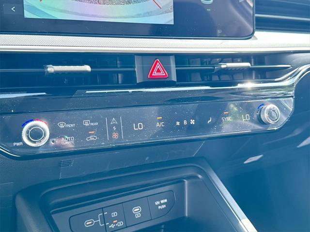 new 2025 Kia K5 car, priced at $27,883