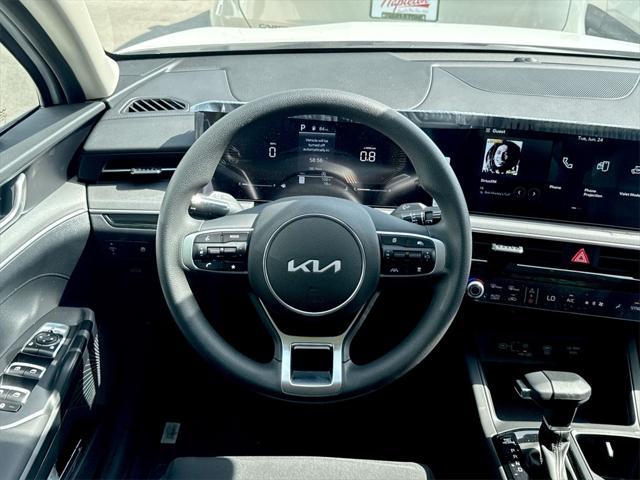 new 2025 Kia K5 car, priced at $27,883