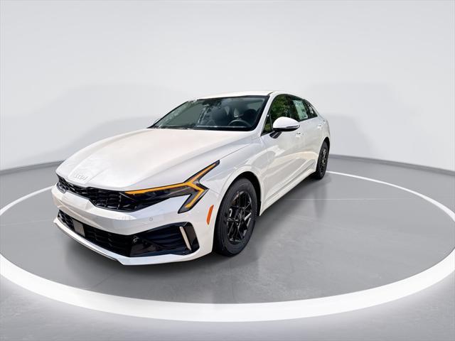 new 2025 Kia K5 car, priced at $27,883