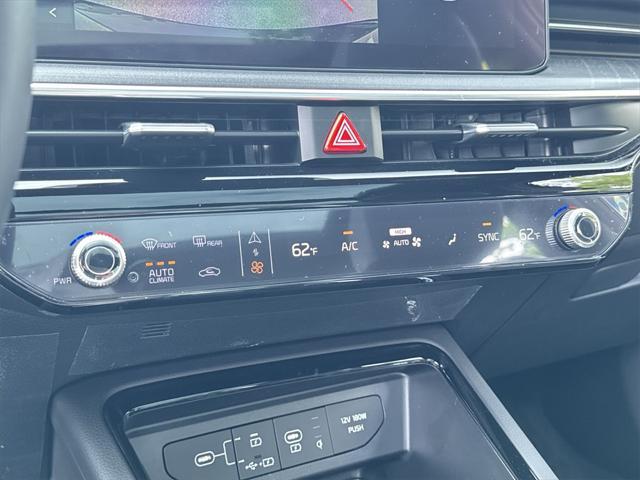 new 2025 Kia K5 car, priced at $30,231