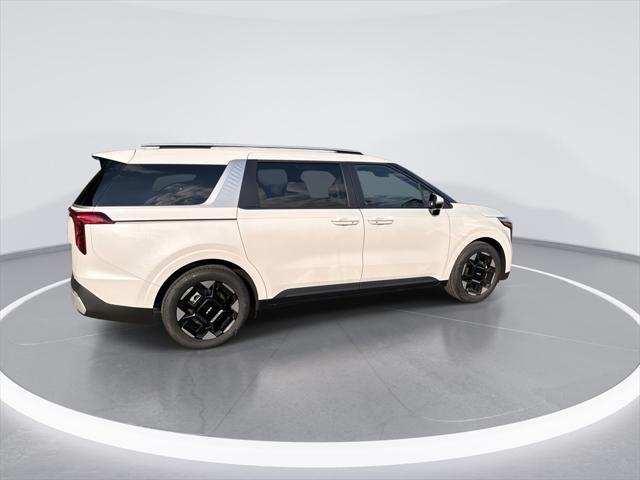 new 2025 Kia Carnival car, priced at $41,886