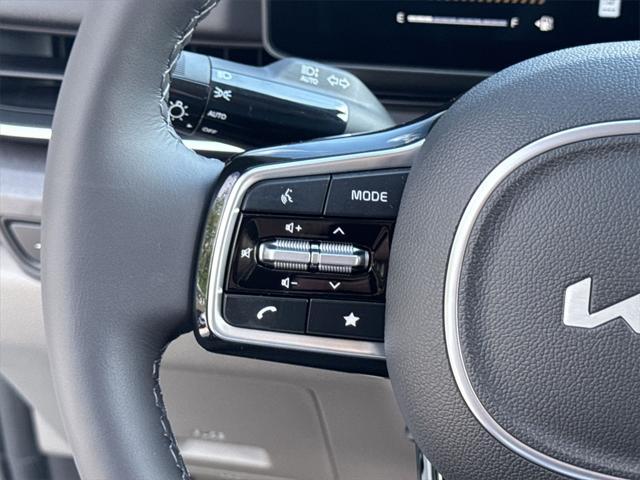 new 2025 Kia Carnival car, priced at $41,886