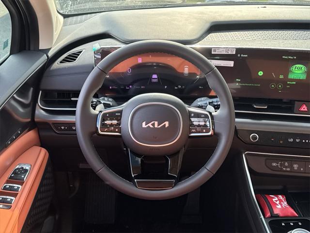 new 2025 Kia Carnival Hybrid car, priced at $49,826