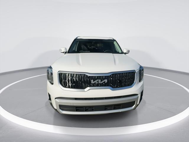 new 2025 Kia Telluride car, priced at $44,370