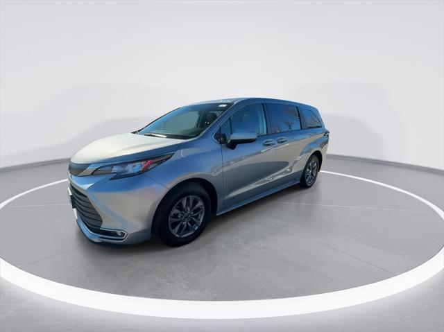 used 2021 Toyota Sienna car, priced at $37,950