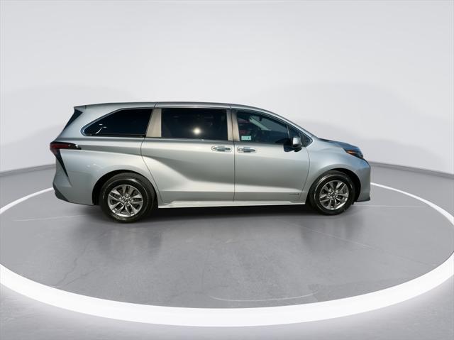 used 2021 Toyota Sienna car, priced at $37,950