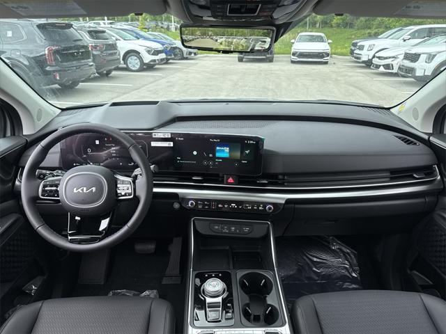 new 2025 Kia Carnival Hybrid car, priced at $53,430