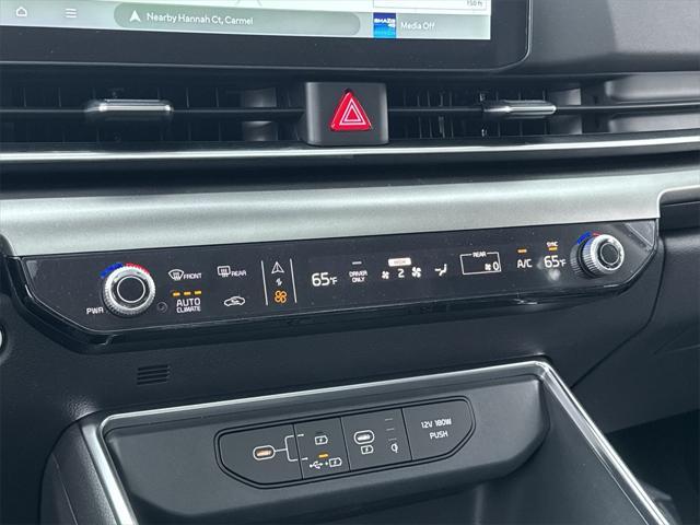 new 2025 Kia Carnival Hybrid car, priced at $53,430
