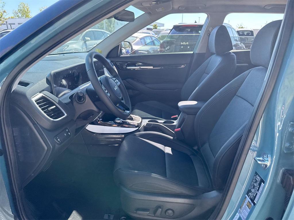 new 2026 Kia Seltos car, priced at $29,914