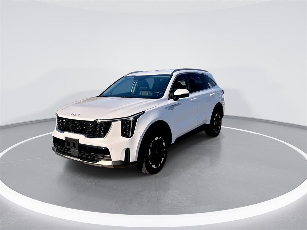 used 2024 Kia Sorento car, priced at $27,738
