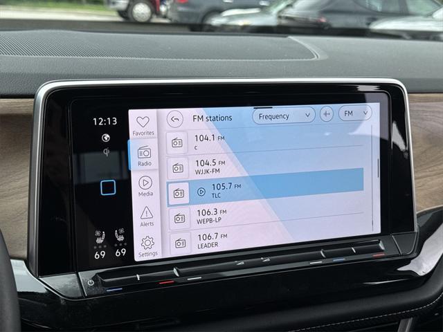 used 2025 Volkswagen Atlas car, priced at $39,224