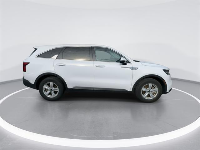 used 2023 Kia Sorento car, priced at $25,250