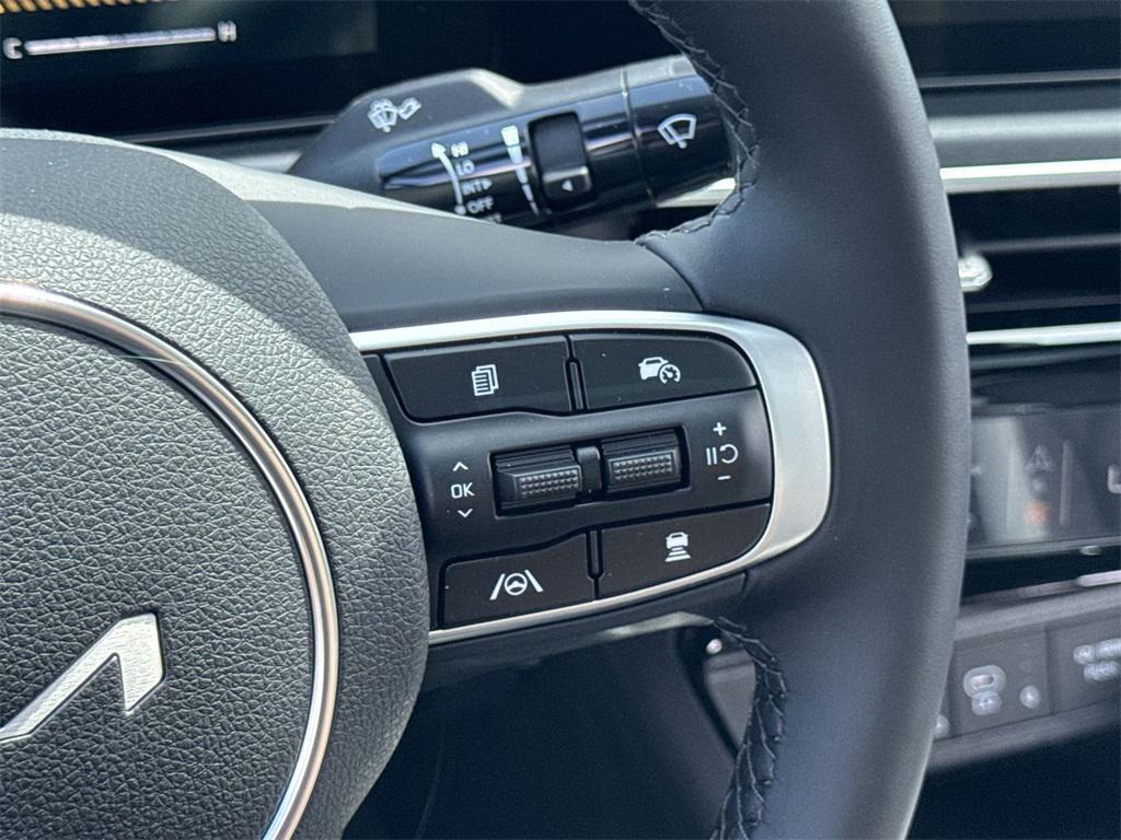 new 2025 Kia K5 car, priced at $31,155
