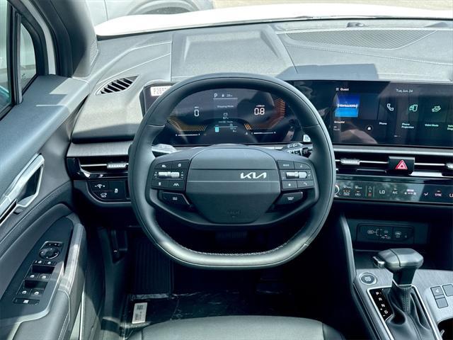 new 2026 Kia Sportage car, priced at $39,060
