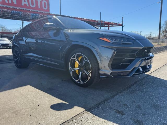 used 2019 Lamborghini Urus car, priced at $174,995