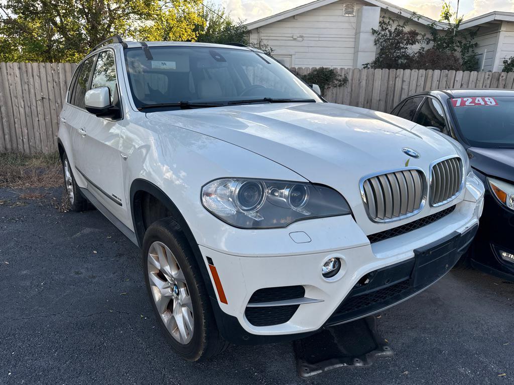 used 2013 BMW X5 car, priced at $2,999