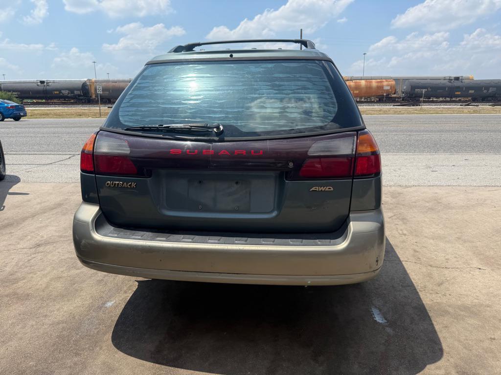 used 2000 Subaru Legacy car, priced at $3,999