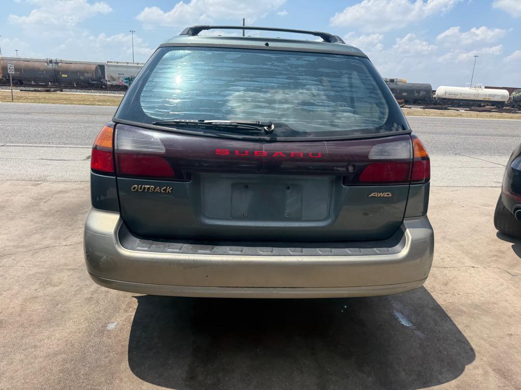 used 2000 Subaru Legacy car, priced at $3,999