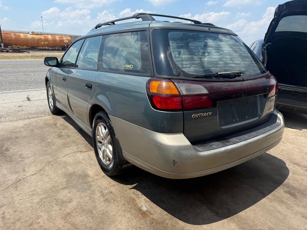 used 2000 Subaru Legacy car, priced at $3,999