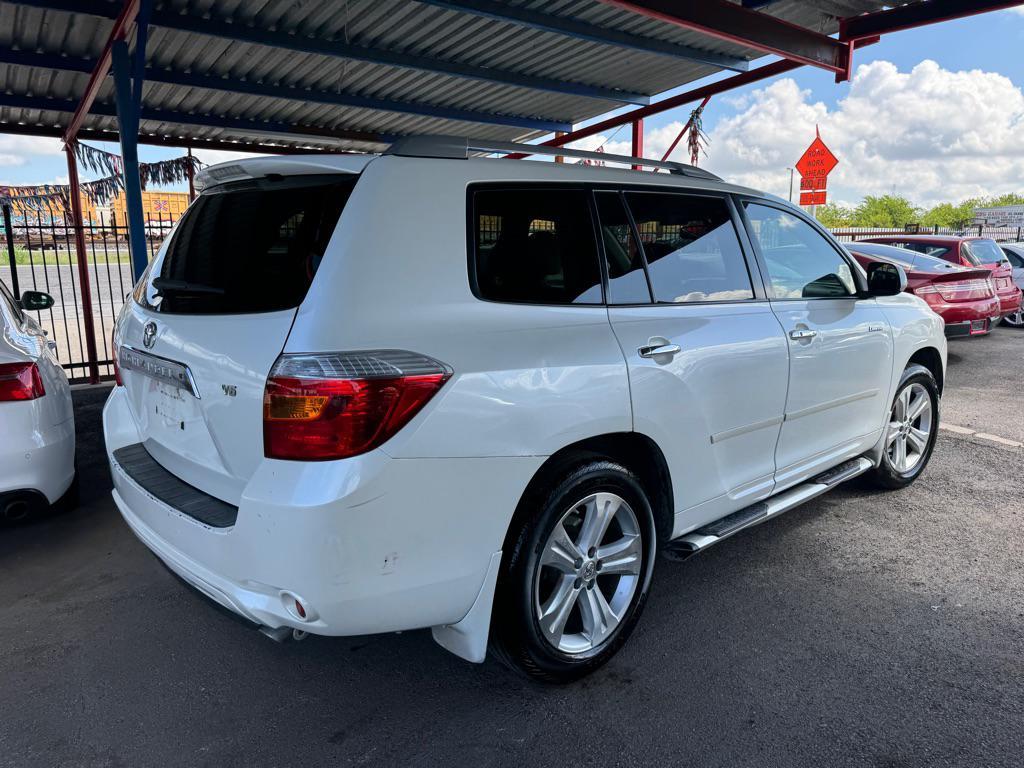 used 2008 Toyota Highlander car, priced at $5,995