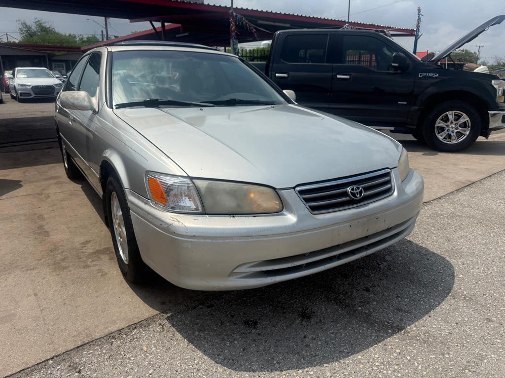 used 2000 Toyota Camry car, priced at $2,696