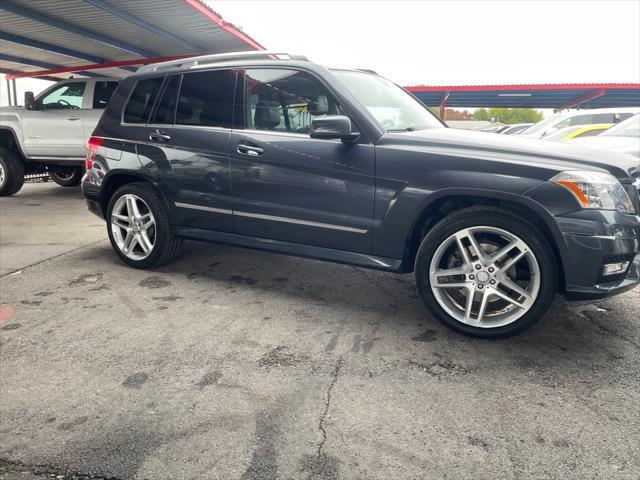 used 2011 Mercedes-Benz GLK-Class car, priced at $9,999