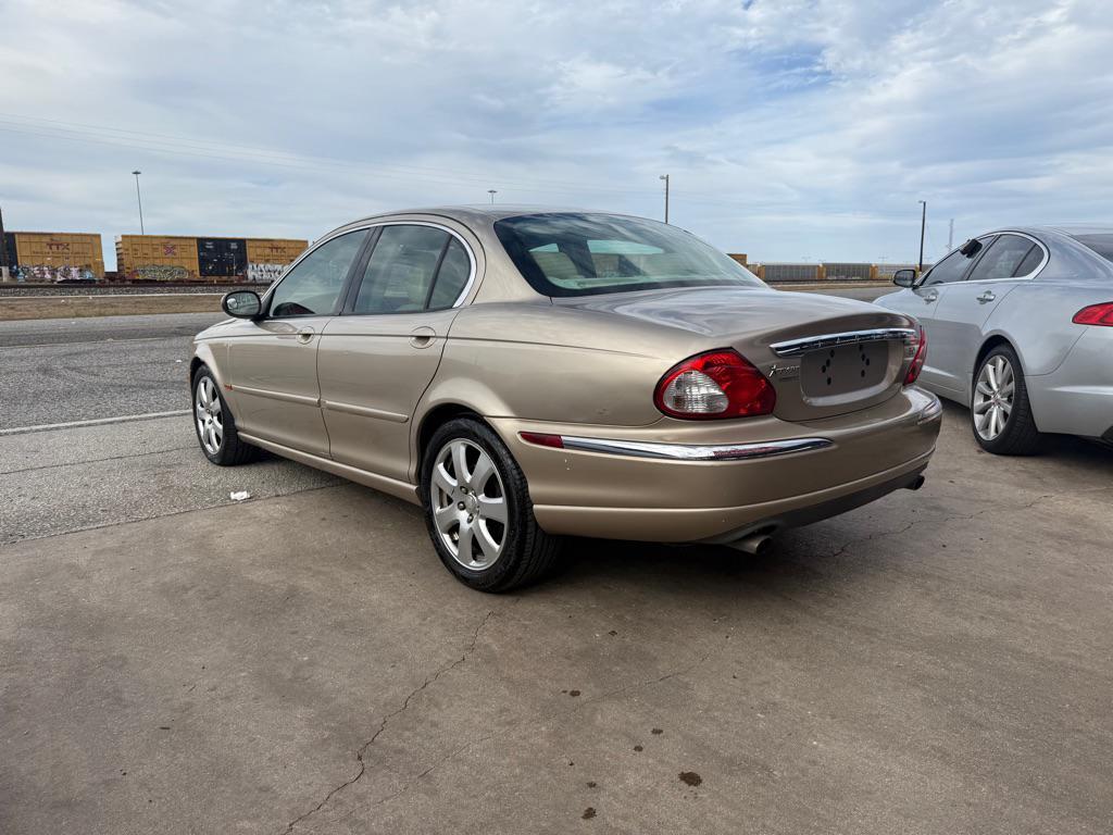used 2005 Jaguar X-Type car, priced at $3,950