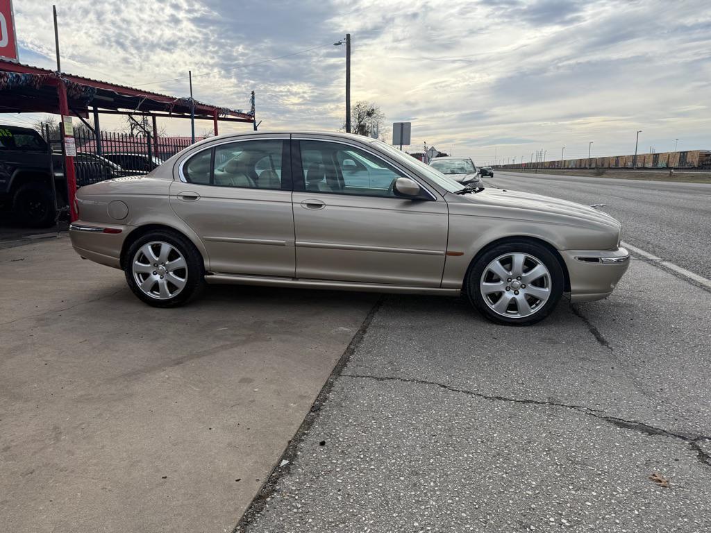 used 2005 Jaguar X-Type car, priced at $3,950