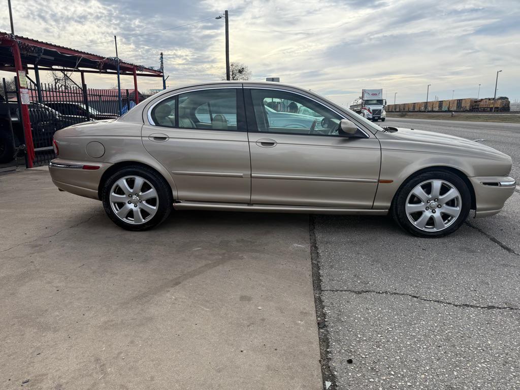 used 2005 Jaguar X-Type car, priced at $3,950