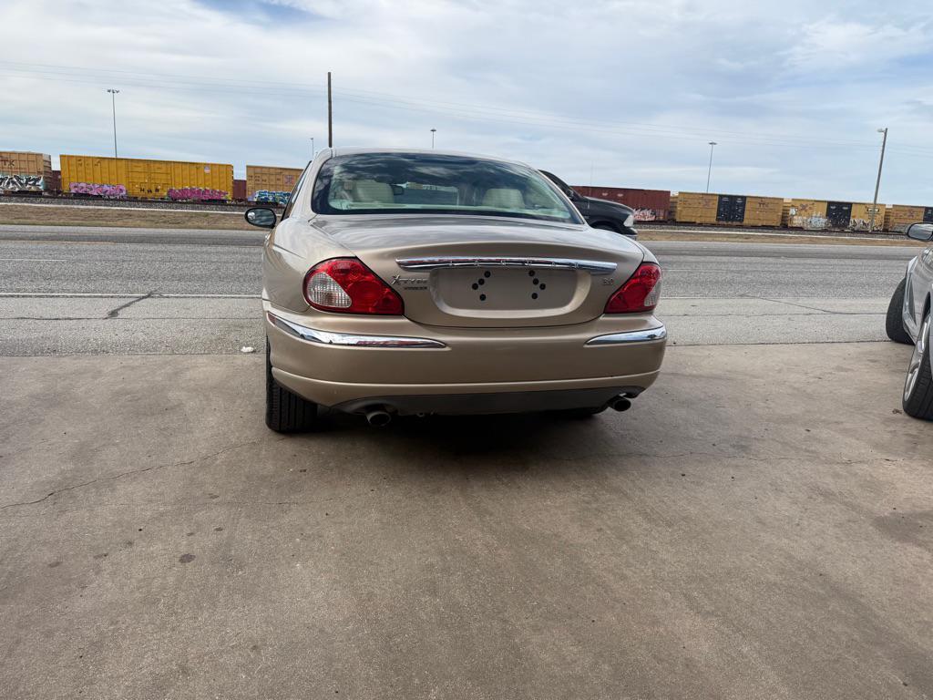 used 2005 Jaguar X-Type car, priced at $3,950