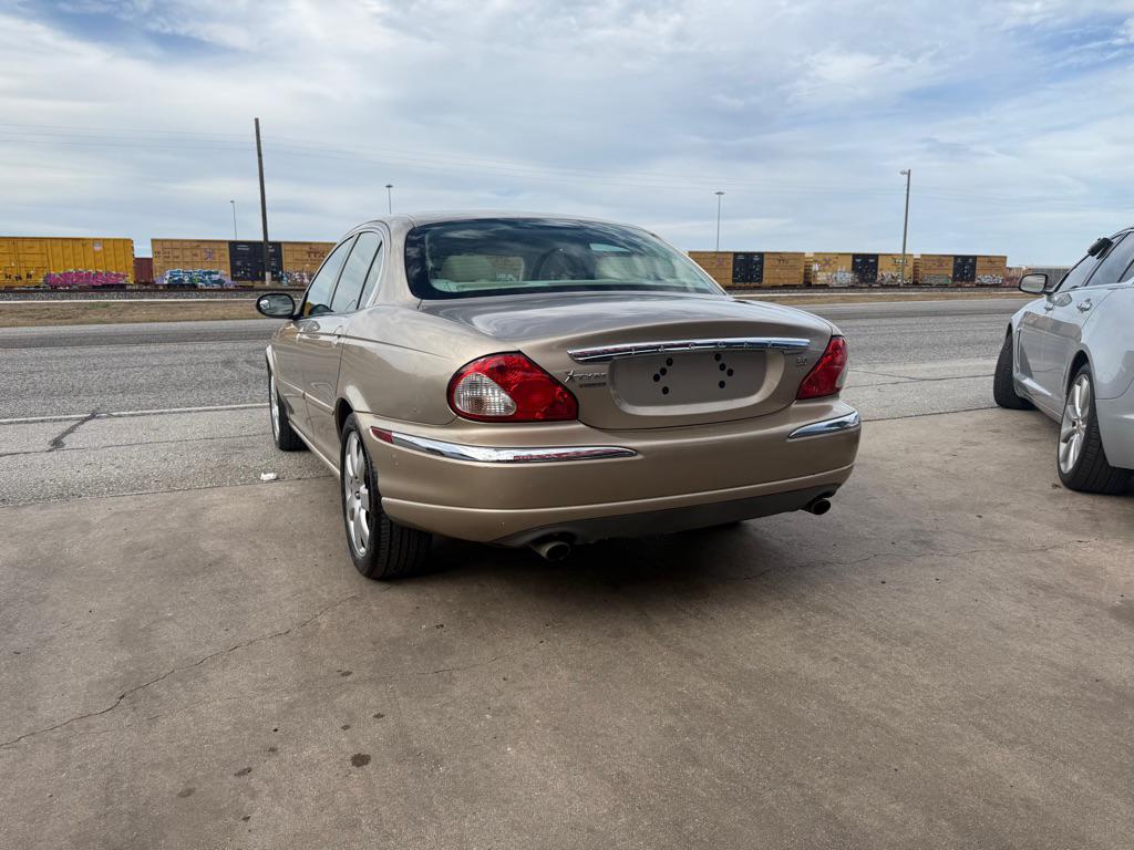 used 2005 Jaguar X-Type car, priced at $3,950