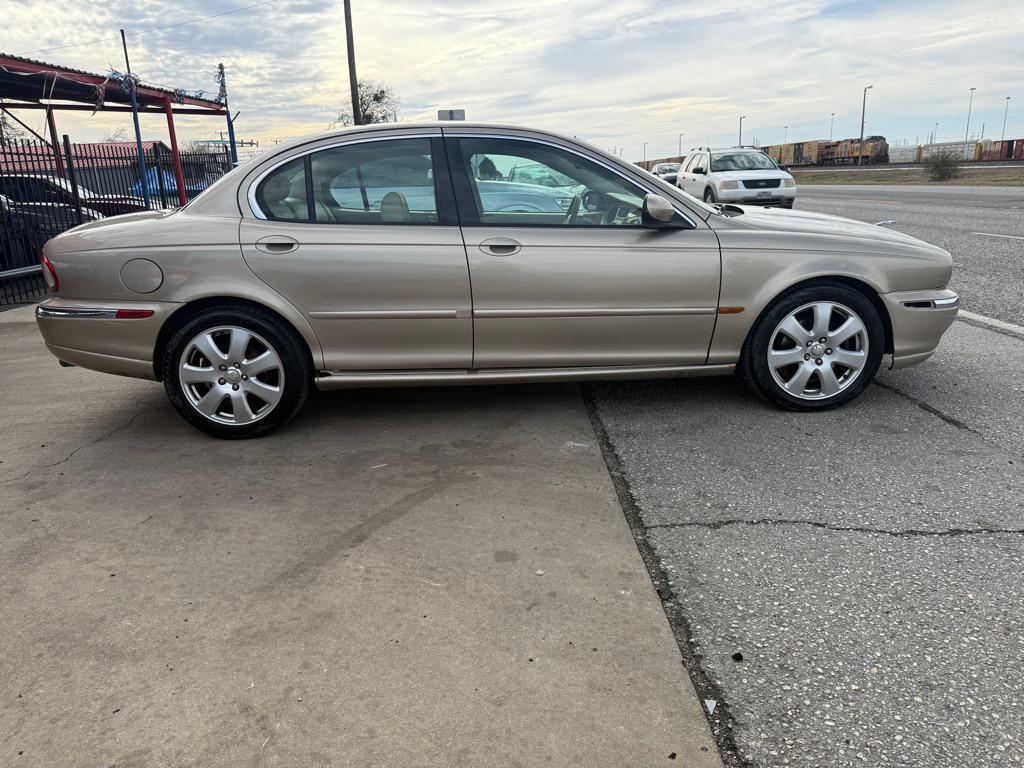 used 2005 Jaguar X-Type car, priced at $3,950