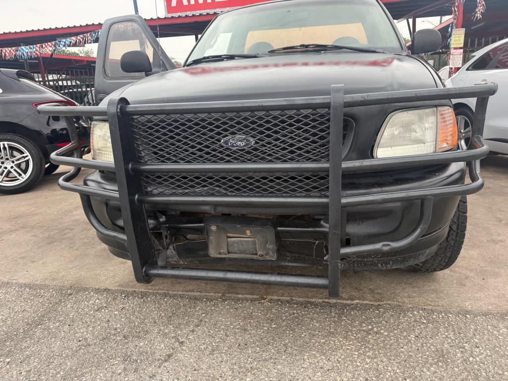 used 1998 Ford F-150 car, priced at $3,999