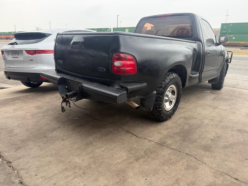 used 1998 Ford F-150 car, priced at $3,999