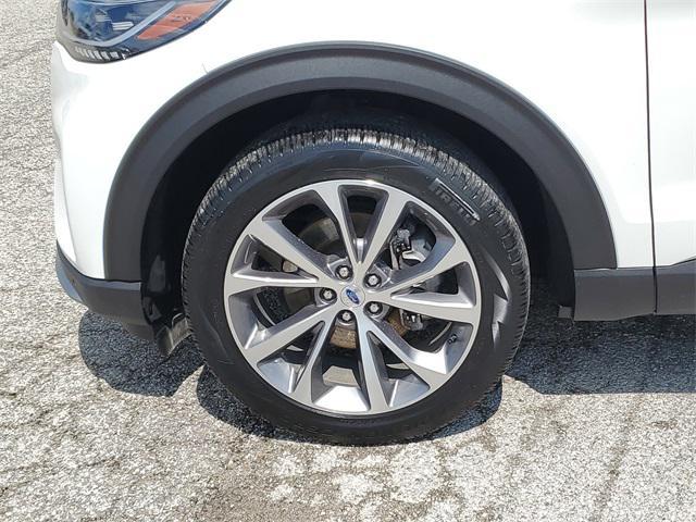 used 2025 Ford Explorer car, priced at $50,987