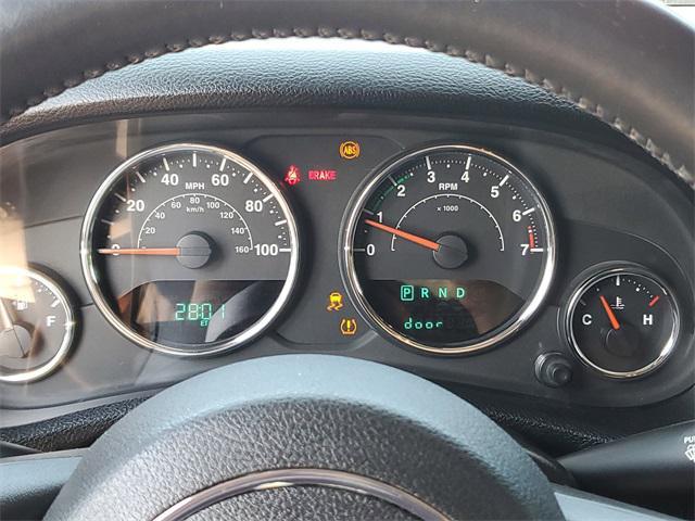 used 2015 Jeep Wrangler Unlimited car, priced at $18,588
