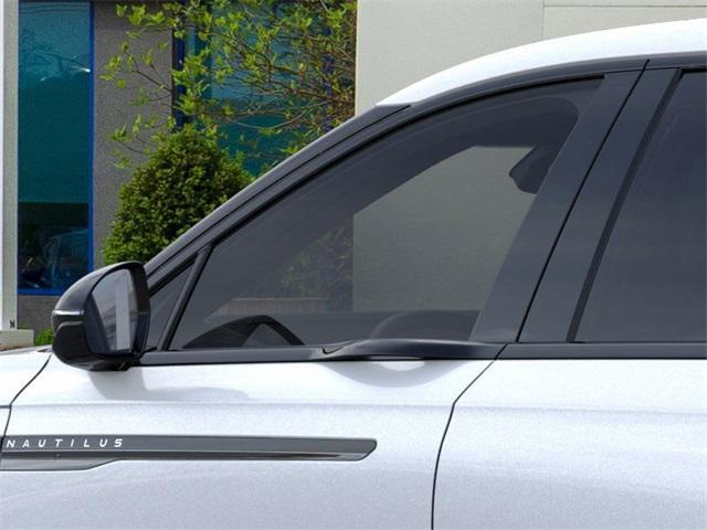 new 2025 Lincoln Nautilus car, priced at $56,586
