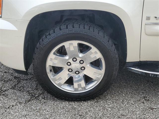 used 2008 GMC Yukon XL car, priced at $5,987