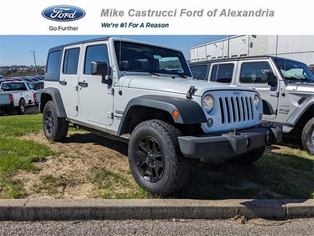 used 2014 Jeep Wrangler Unlimited car, priced at $13,987