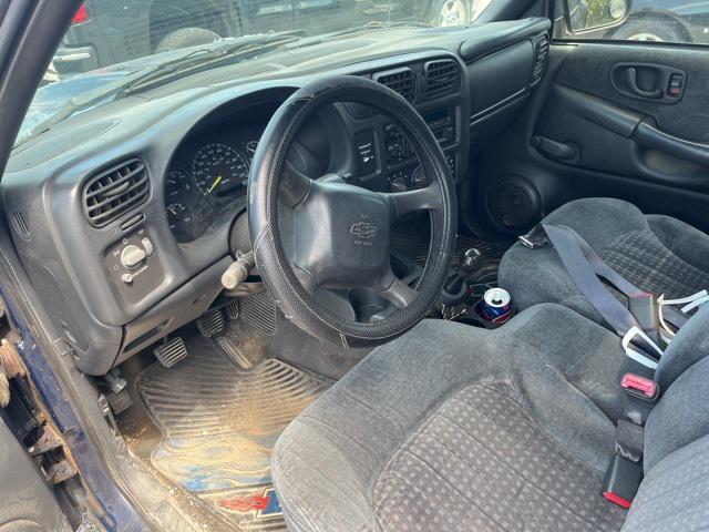 used 2000 Chevrolet S-10 car, priced at $1,995