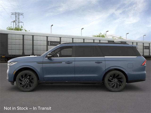 new 2025 Lincoln Navigator car, priced at $112,405