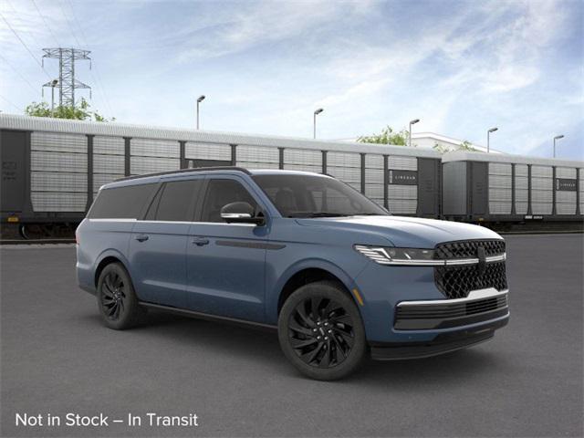 new 2025 Lincoln Navigator car, priced at $112,405